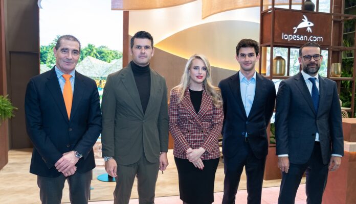 De Izq a dcha Ignacio Bernaldo de Quirós, Francisco López, Nayra González, Diego López y José Alba